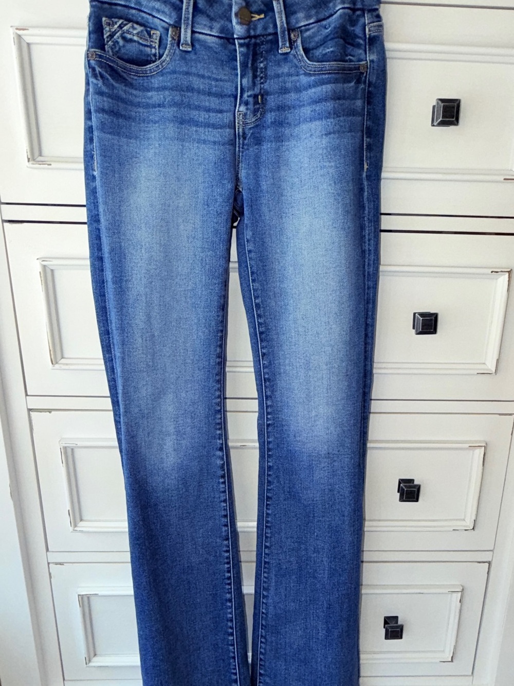 Buckle Black Women’s Classic Mid-Rise Blue Jeans